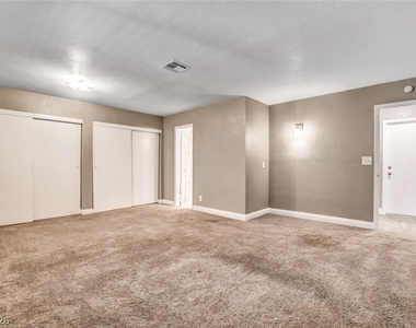 4367 S Mojave Road - Photo Thumbnail 28