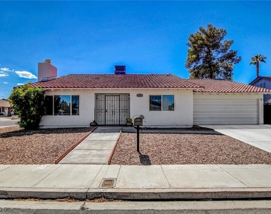 4367 S Mojave Road - Photo Thumbnail 1