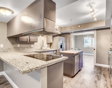 4367 S Mojave Road - Photo Thumbnail 21