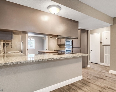 4367 S Mojave Road - Photo Thumbnail 20