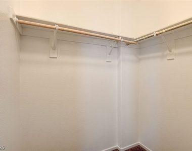 3290 Dragon Fly Street - Photo Thumbnail 33