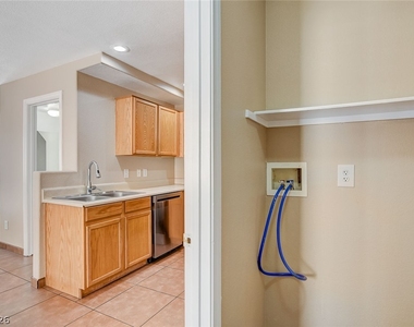 3290 Dragon Fly Street - Photo Thumbnail 22