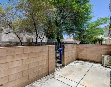 3290 Dragon Fly Street - Photo Thumbnail 45