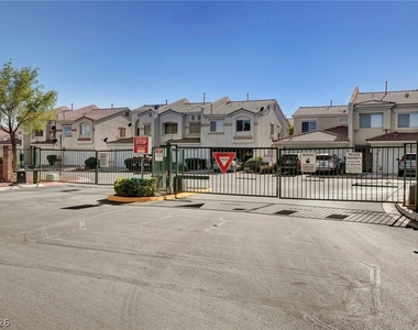 3290 Dragon Fly Street - Photo Thumbnail 48