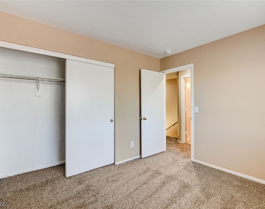 3290 Dragon Fly Street - Photo Thumbnail 38