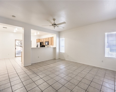 2010 Joy View Lane - Photo Thumbnail 4