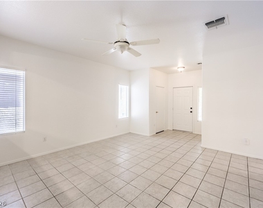 2010 Joy View Lane - Photo Thumbnail 3