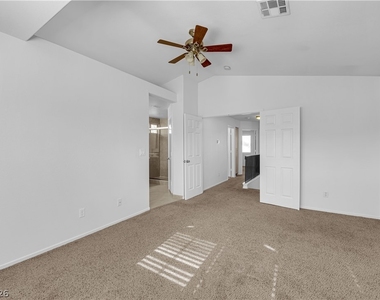 8915 Sandy Slate Way - Photo Thumbnail 17