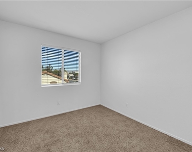 8915 Sandy Slate Way - Photo Thumbnail 23