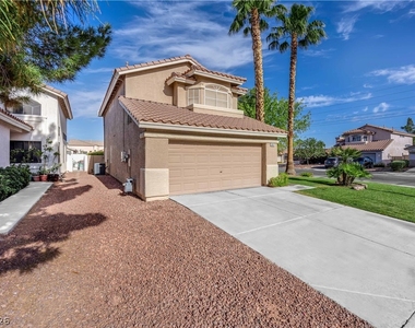 8915 Sandy Slate Way - Photo Thumbnail 1