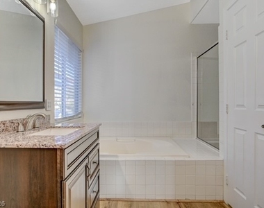 2905 Saint Kitts Court - Photo Thumbnail 28