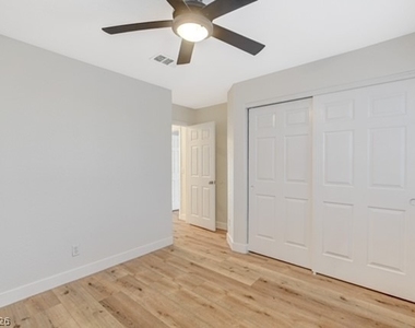 2905 Saint Kitts Court - Photo Thumbnail 35