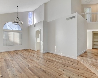 2905 Saint Kitts Court - Photo Thumbnail 5