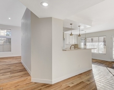 2905 Saint Kitts Court - Photo Thumbnail 21