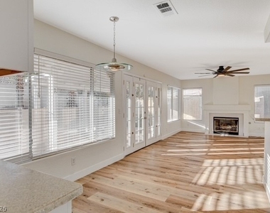 2905 Saint Kitts Court - Photo Thumbnail 8