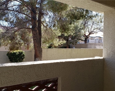 8455 W Sahara Avenue - Photo Thumbnail 14