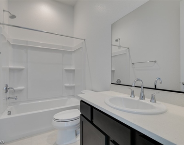 2498 Indigo Mountain Street - Photo Thumbnail 17