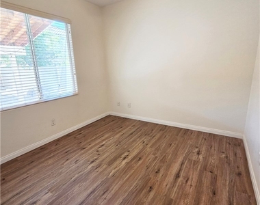 5516 Grey Pointe Street - Photo Thumbnail 27