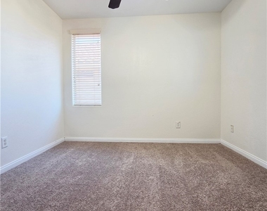 5516 Grey Pointe Street - Photo Thumbnail 23