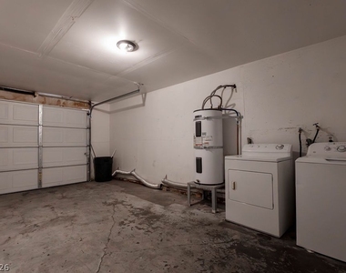 5198 Greene Lane - Photo Thumbnail 15