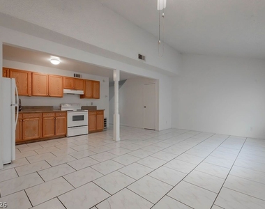 5198 Greene Lane - Photo Thumbnail 10