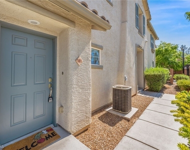 7318 Fools Gold Street - Photo Thumbnail 4