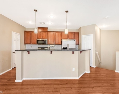 7318 Fools Gold Street - Photo Thumbnail 12