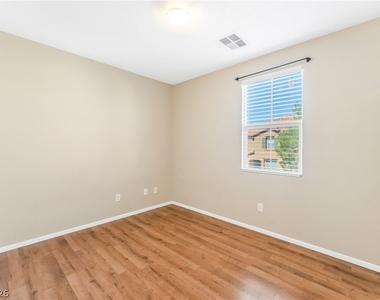7318 Fools Gold Street - Photo Thumbnail 26
