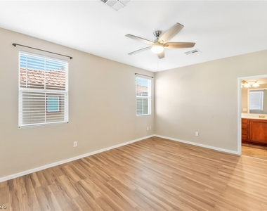 7318 Fools Gold Street - Photo Thumbnail 18