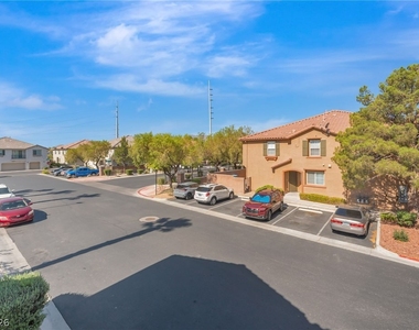7318 Fools Gold Street - Photo Thumbnail 31
