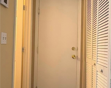 2684 Heathrow Street - Photo Thumbnail 7