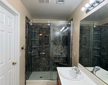 2684 Heathrow Street - Photo Thumbnail 17