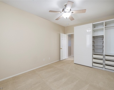 11749 Via Esperanza Avenue - Photo Thumbnail 23