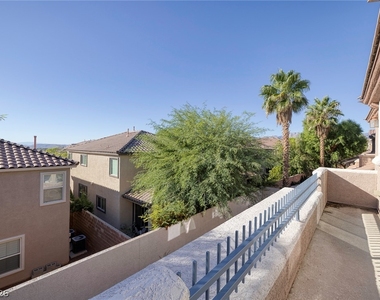 11749 Via Esperanza Avenue - Photo Thumbnail 6