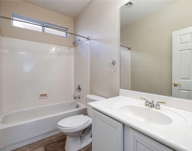 11749 Via Esperanza Avenue - Photo Thumbnail 28