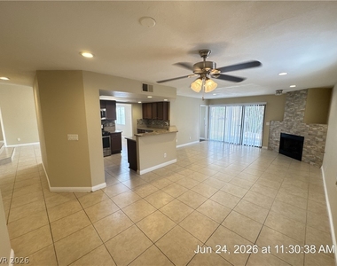 127 Wynntry Drive - Photo Thumbnail 4