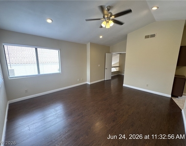 127 Wynntry Drive - Photo Thumbnail 20