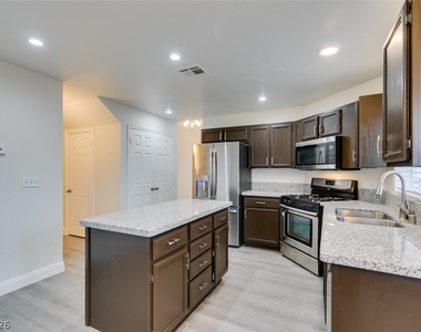 1738 Toltec Circle - Photo Thumbnail 41