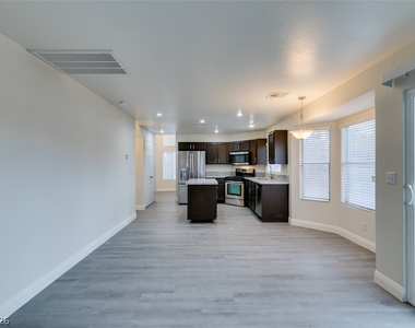 1738 Toltec Circle - Photo Thumbnail 14