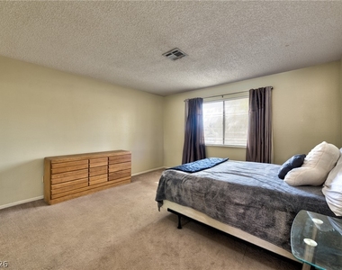 1751 Reno Avenue - Photo Thumbnail 9