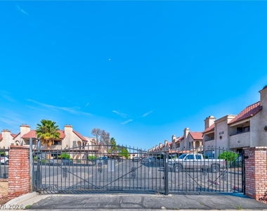 1751 Reno Avenue - Photo Thumbnail 16