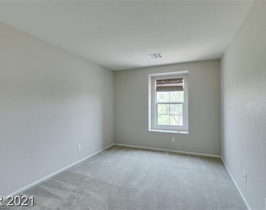 5475 Ordesa Valley Road - Photo Thumbnail 17