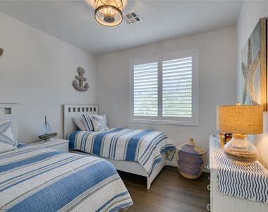 12314 Kings Eagle Street - Photo Thumbnail 36