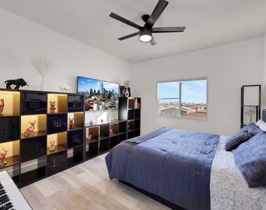 8501 W University Avenue - Photo Thumbnail 6