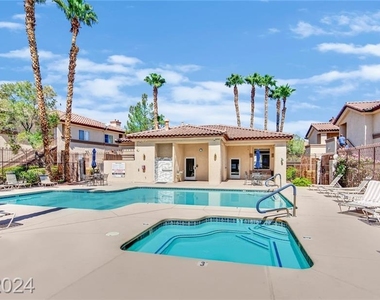 8501 W University Avenue - Photo Thumbnail 22
