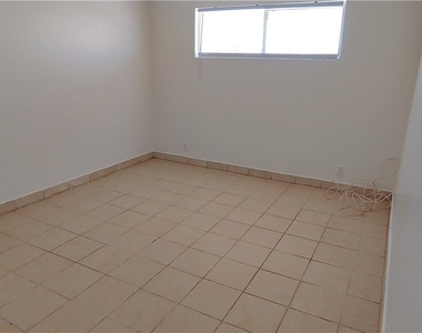 5240 Pebble Beach Boulevard - Photo Thumbnail 13