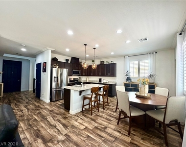7170 Steubling Glen Street - Photo Thumbnail 10