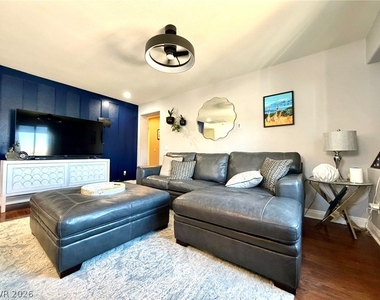 7170 Steubling Glen Street - Photo Thumbnail 21