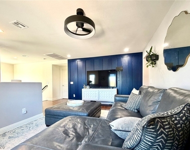 7170 Steubling Glen Street - Photo Thumbnail 20