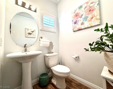 7170 Steubling Glen Street - Photo Thumbnail 16